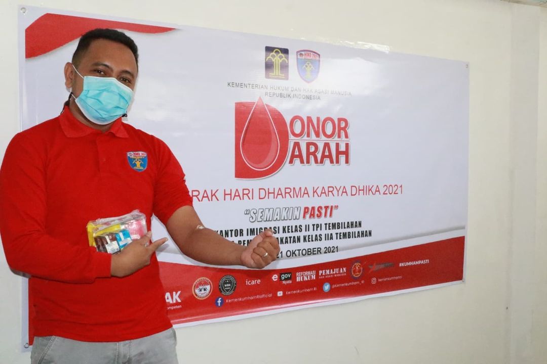 IMIGRASI DAN LAPAS TEMBILAHAN ADAKAN BAKTI SOSIAL DAN DONOR DARAH